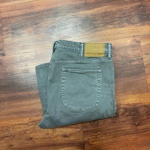 American Eagle Outfitters Men’s AirFlex Straight Leg Jean